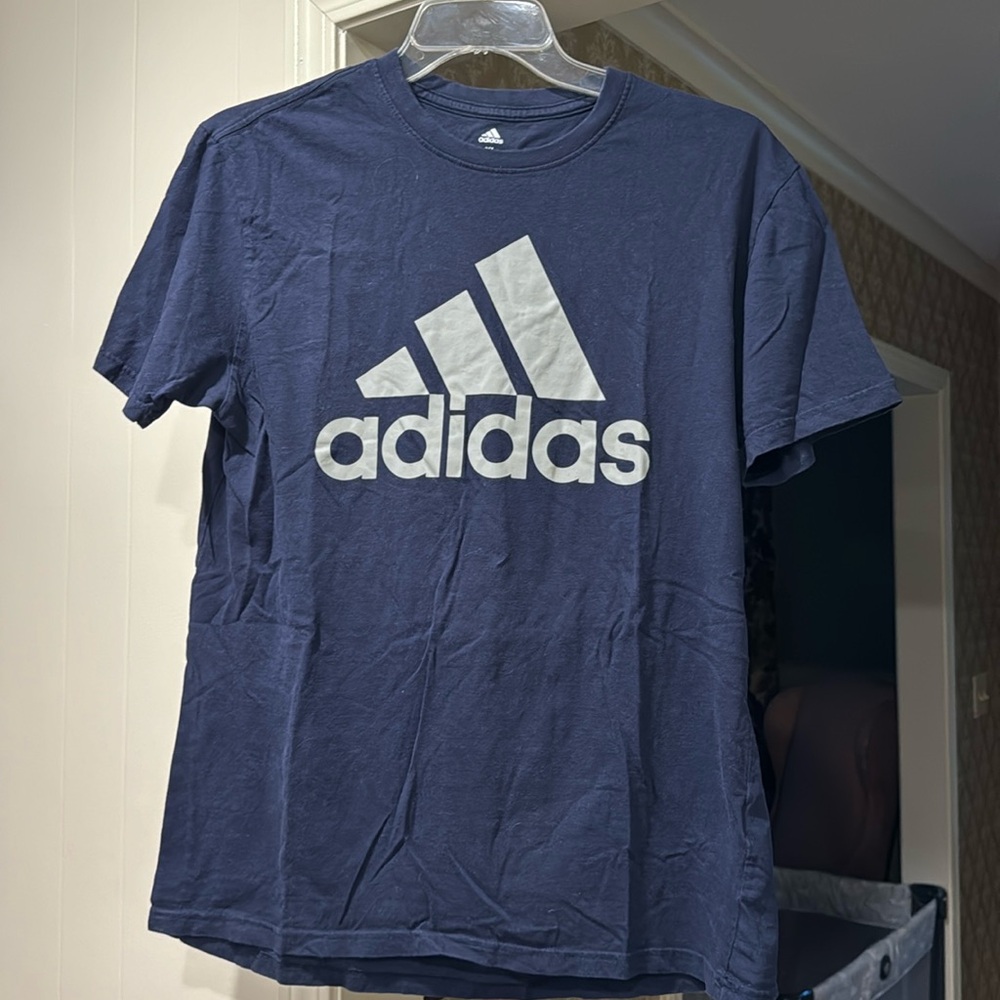 Mens XL Adidas tee